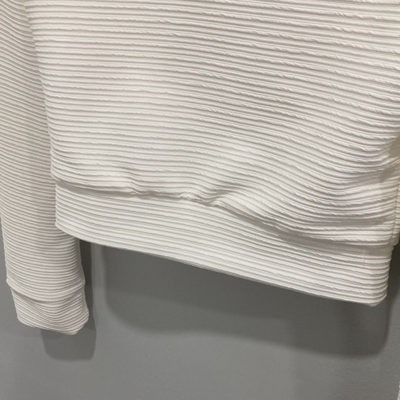 Cropped Bomber White Jacket - Picture 7 of 11